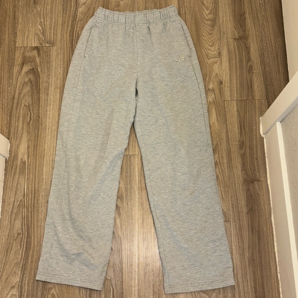 Alo sweatpants